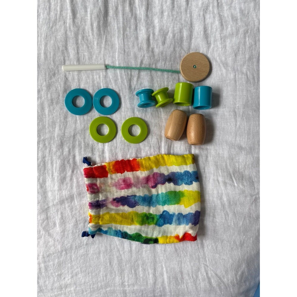 Lovevery Threadable Bead Kit + Drawstring Bag - Picture 3 of 5
